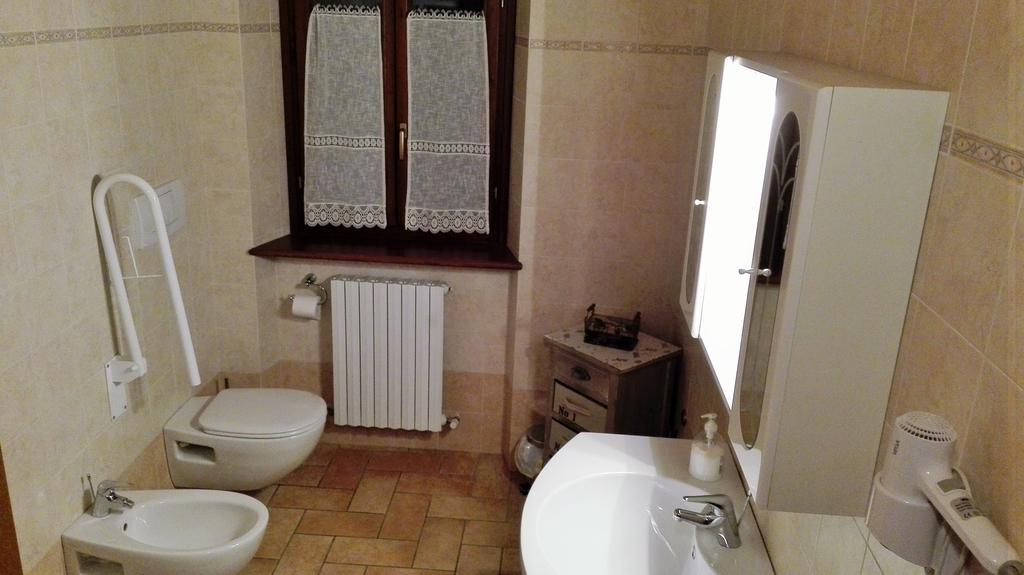 منزل الضيف Polverigi  في Agriturismo La Quiete المظهر الخارجي الصورة