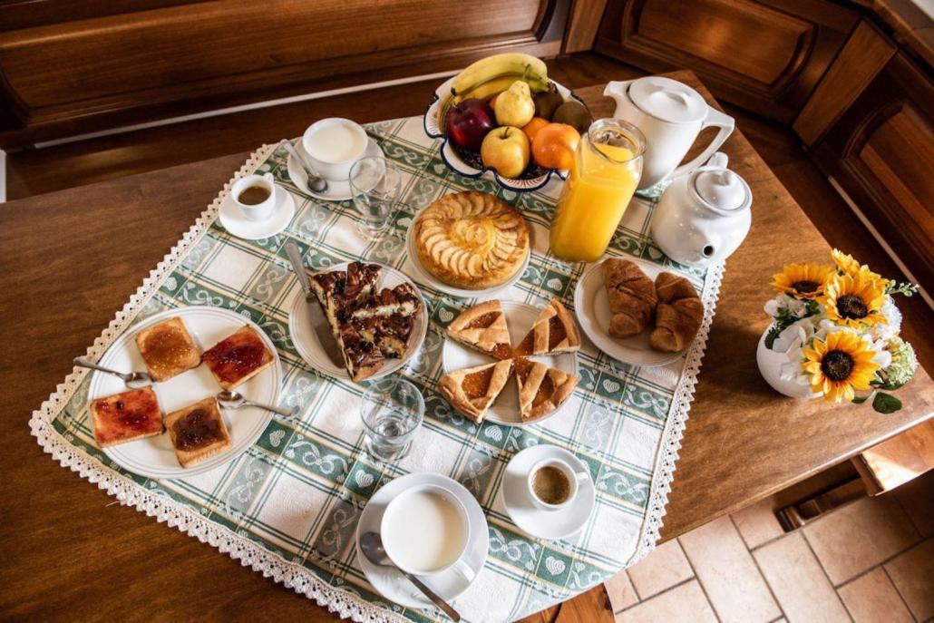 منزل الضيف Polverigi  في Agriturismo La Quiete المظهر الخارجي الصورة
